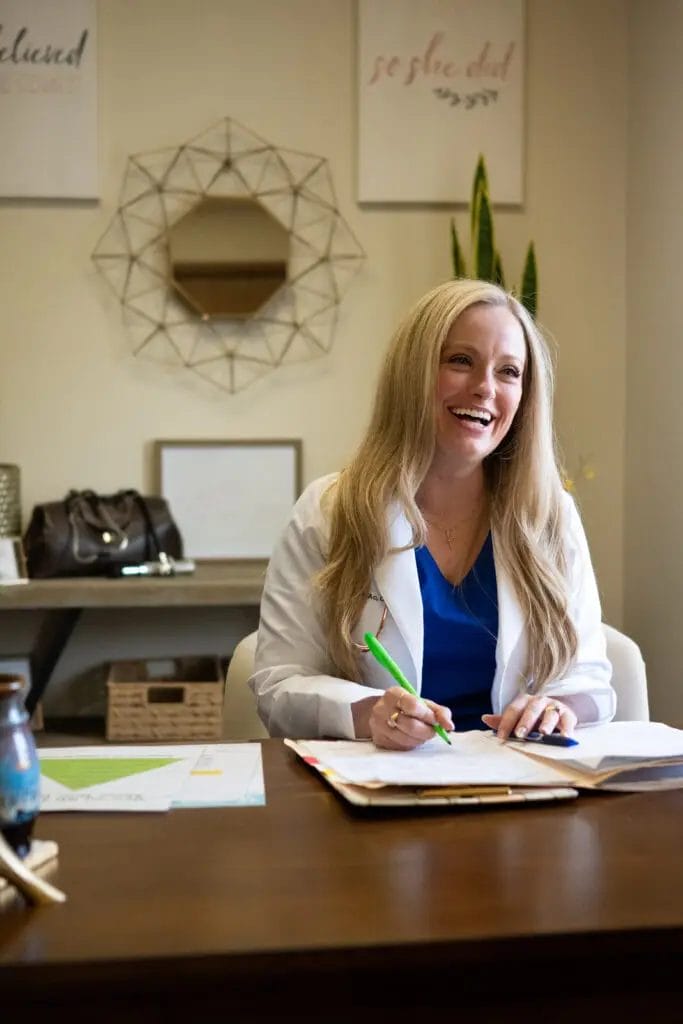 Dr. Linzi